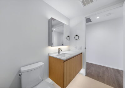 33 Ward Ave Honolulu HI 96814