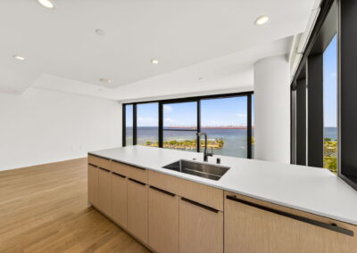 33 Ward Ave Honolulu HI 96814